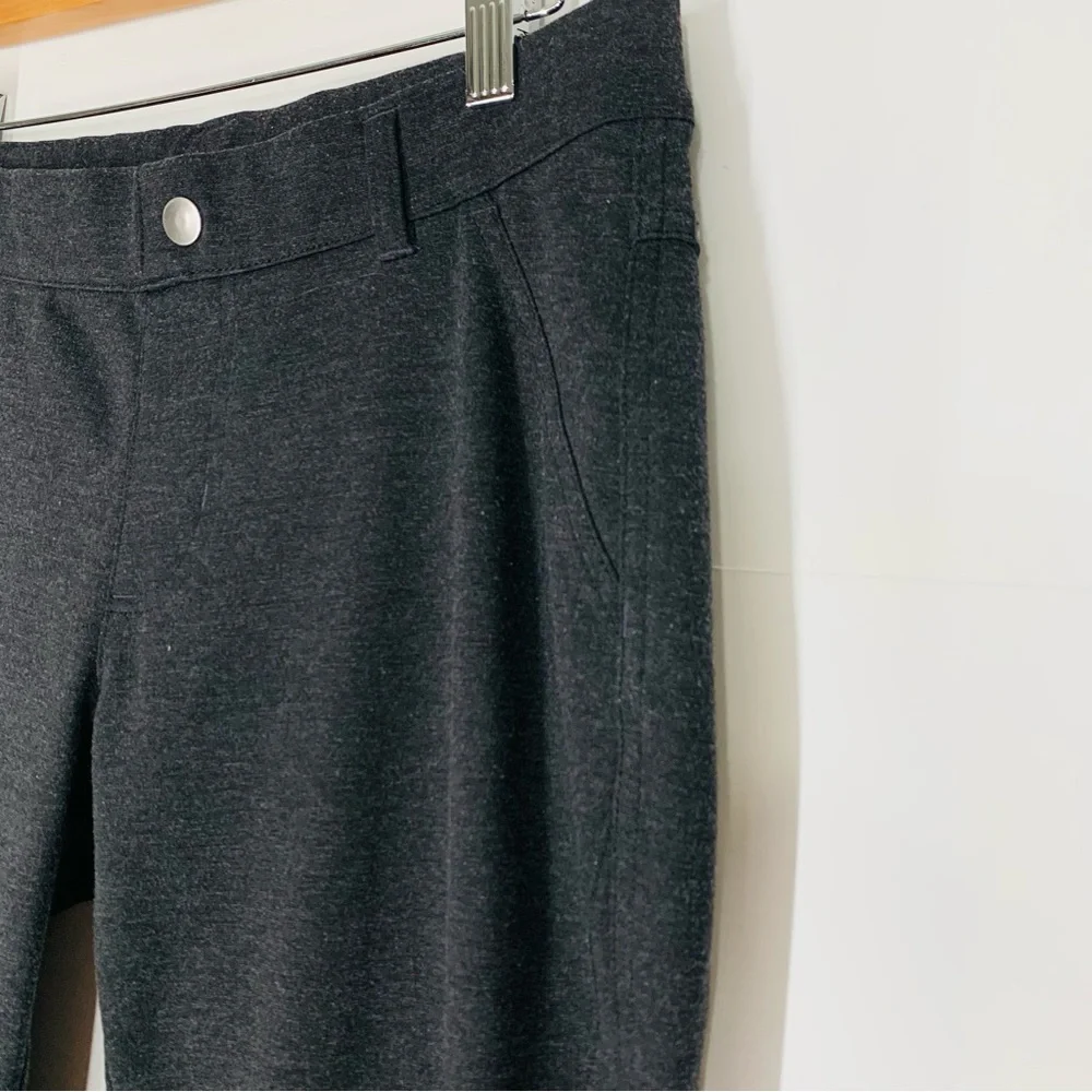 Columbia Women’s Pull on Pants Flat Front Ponte in Charcoal Gray Mid Rise Medium